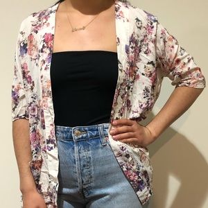 ⭐️⭐️⭐️BERSHKA FLORAL KIMONO